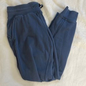 lululemon joggers